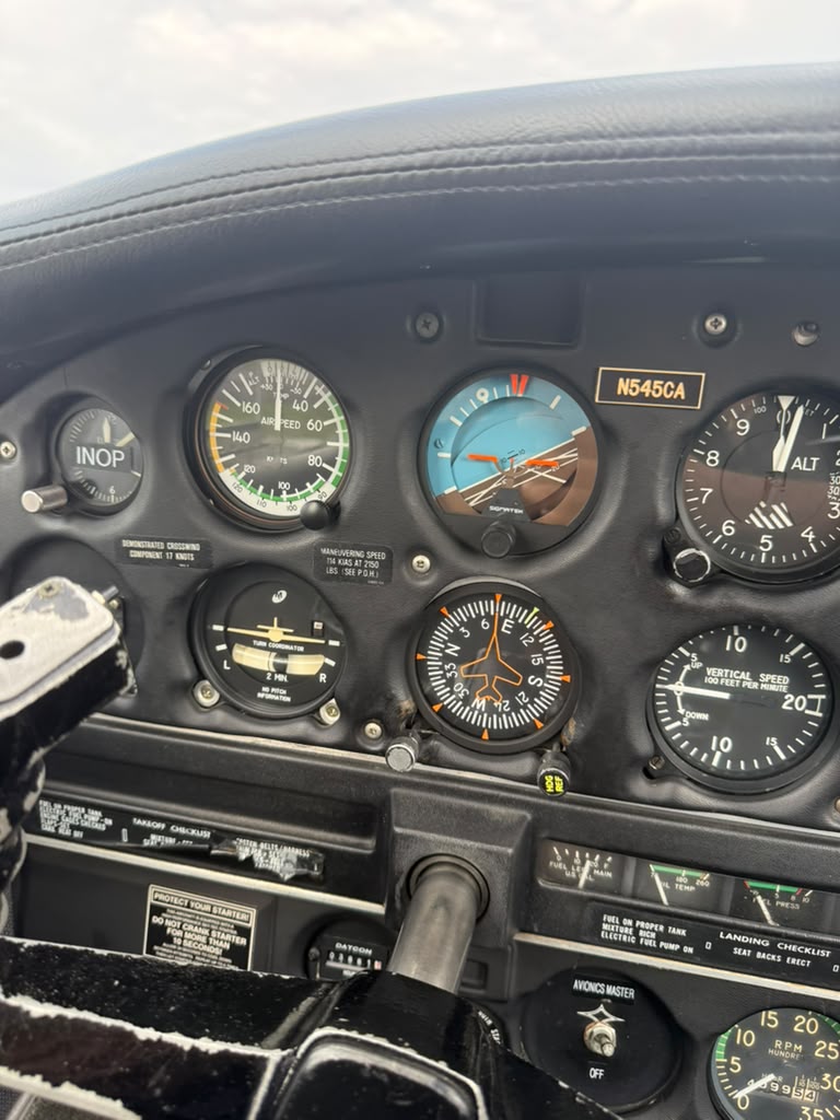 1977 PIPER CHEROKEE 140 - Image 5